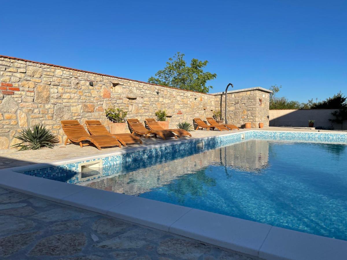 Villa Maslina Saric Devrske Εξωτερικό φωτογραφία